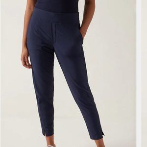 NWT Brooklyn Ankle Pant Petite 00P Navy